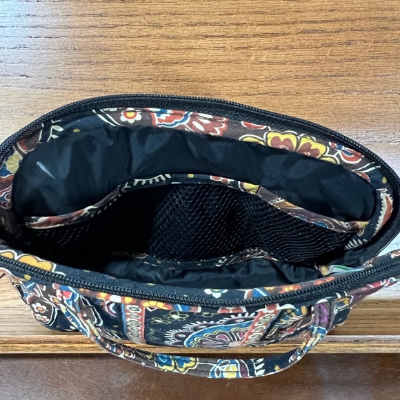 VERA BRADLEY MAKEUP BAG - Picture 5 of 5